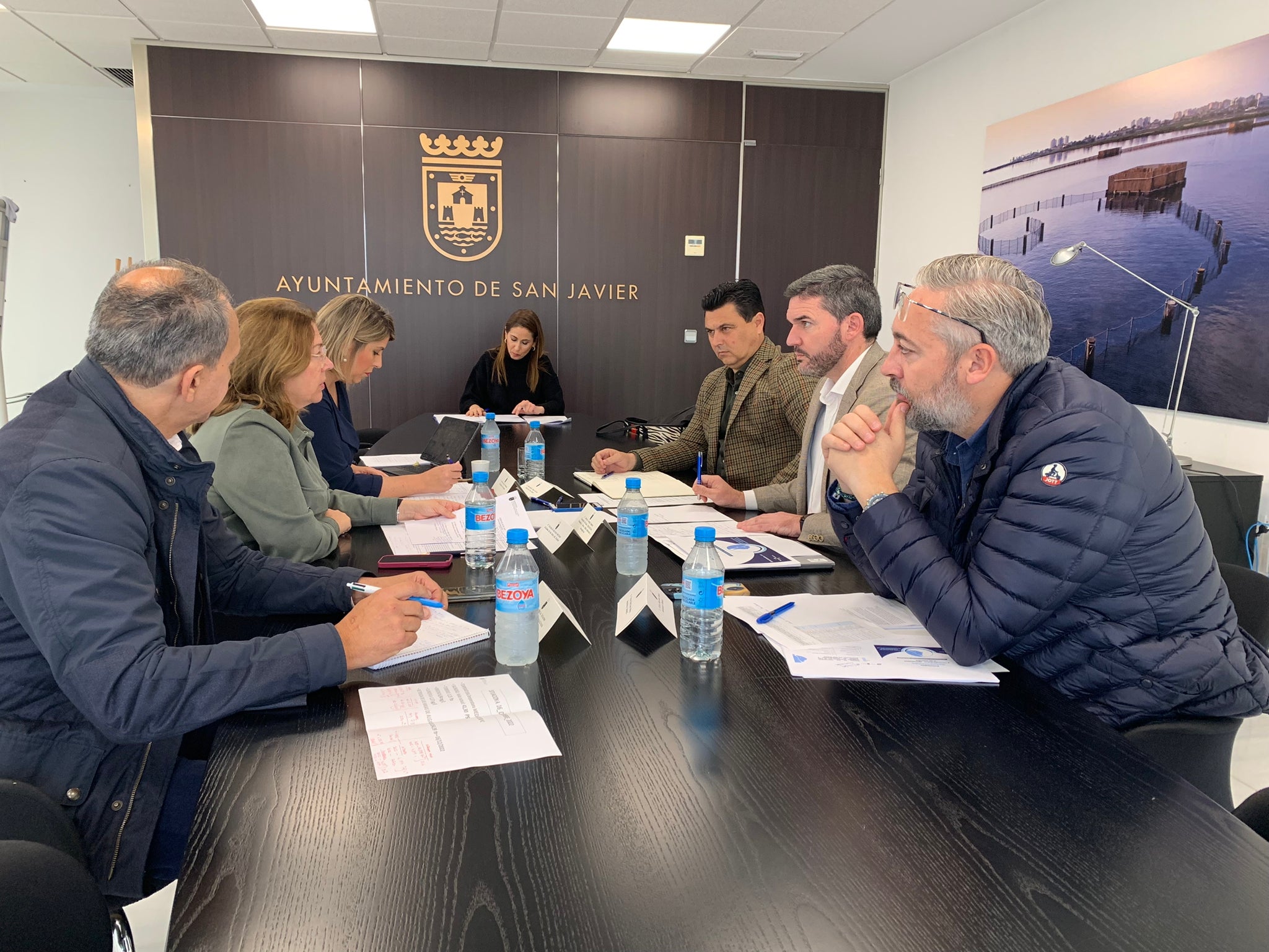 El Gobierno regional anuncia una inversión de 11 millones en 2023 para la retirada de biomasa y ova del Mar Menor El Gobierno regional anuncia una inversión de 11 millones en 2023 para la retirada de biomasa y ova del Mar Menor