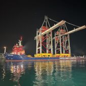 Dos nuevas grúas de 35 metros de altura para el Puerto de Alicante 