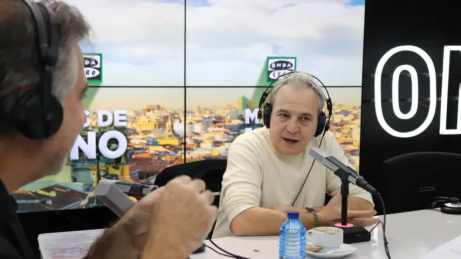 David Summers con Carlos Alsina en 'Más de uno' David Summers con Carlos Alsina en 'Más de uno'