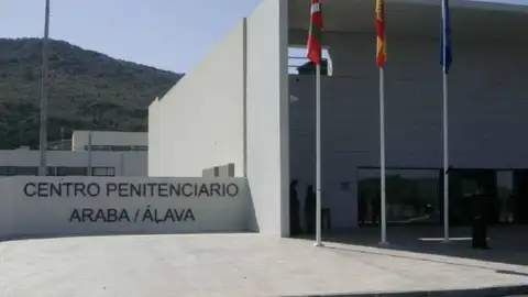 Centro penitenciario de Zaballa ( Alava ) Centro penitenciario de Zaballa ( Alava )