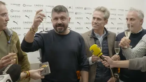 Gennaro Gattuso en el brindis Navideño Gennaro Gattuso en el brindis Navideño