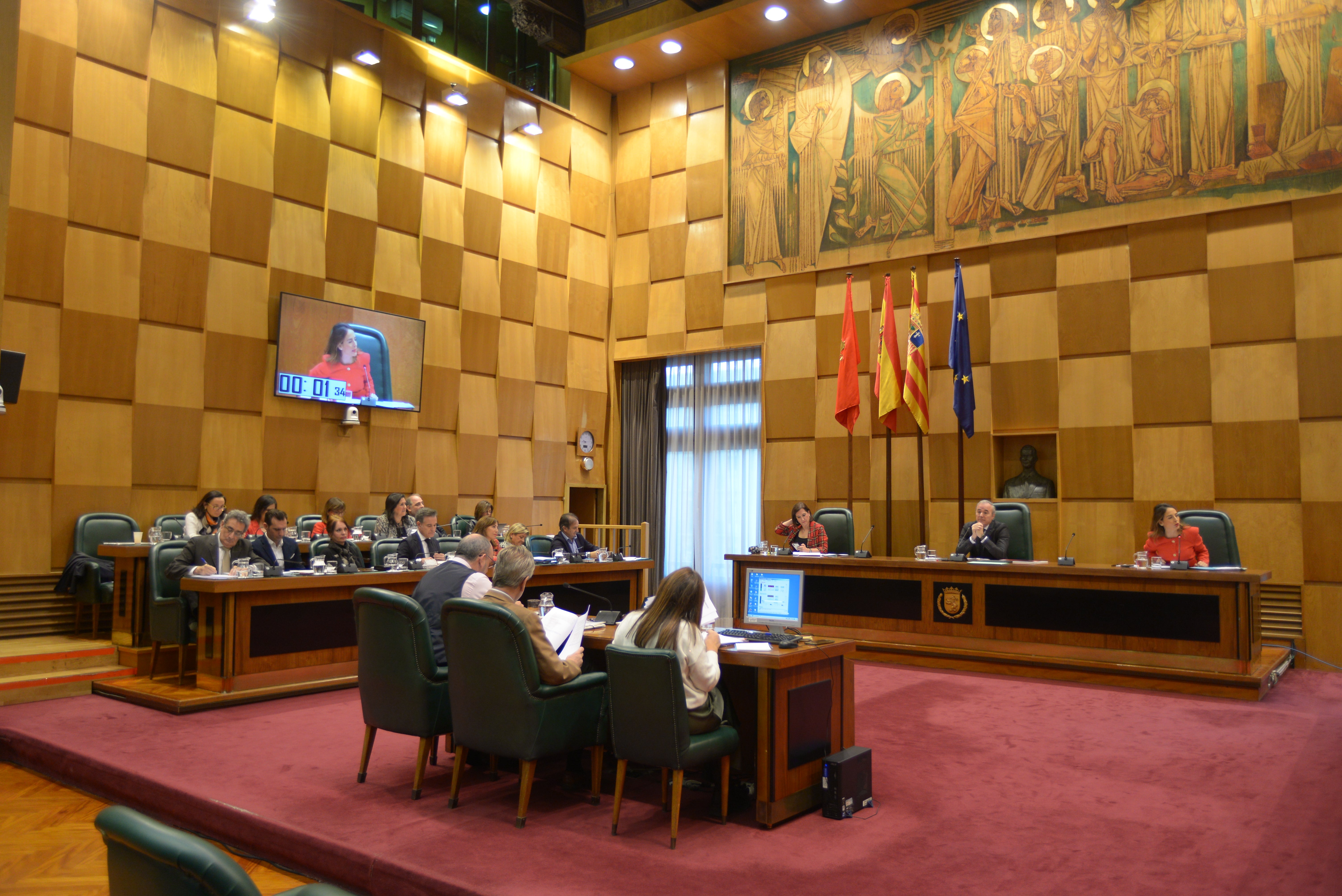 El pleno rechaza la dimisión de Azcón que reclamaba el PSOE El pleno rechaza la dimisión de Azcón que reclamaba el PSOE