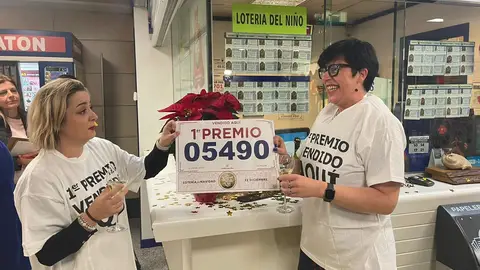 El Gordo toca en Castelló: La administración de El Corte Inglés reparte la fortuna con el número 05490 El Gordo toca en Castelló: La administración de El Corte Inglés reparte la fortuna con el número 05490