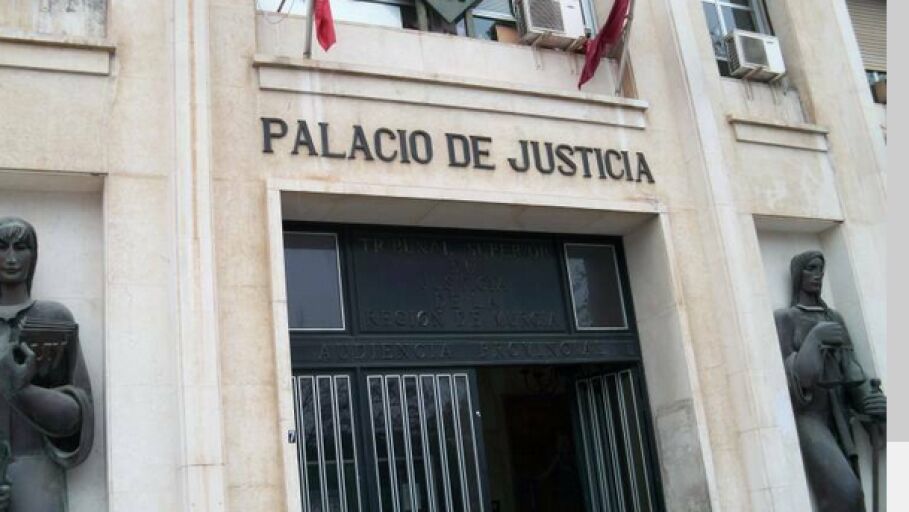 La Audiencia condena a 24 a&ntilde;os de prisi&oacute;n al hombre que mat&oacute; a su mujer con un disparo a quemarropa