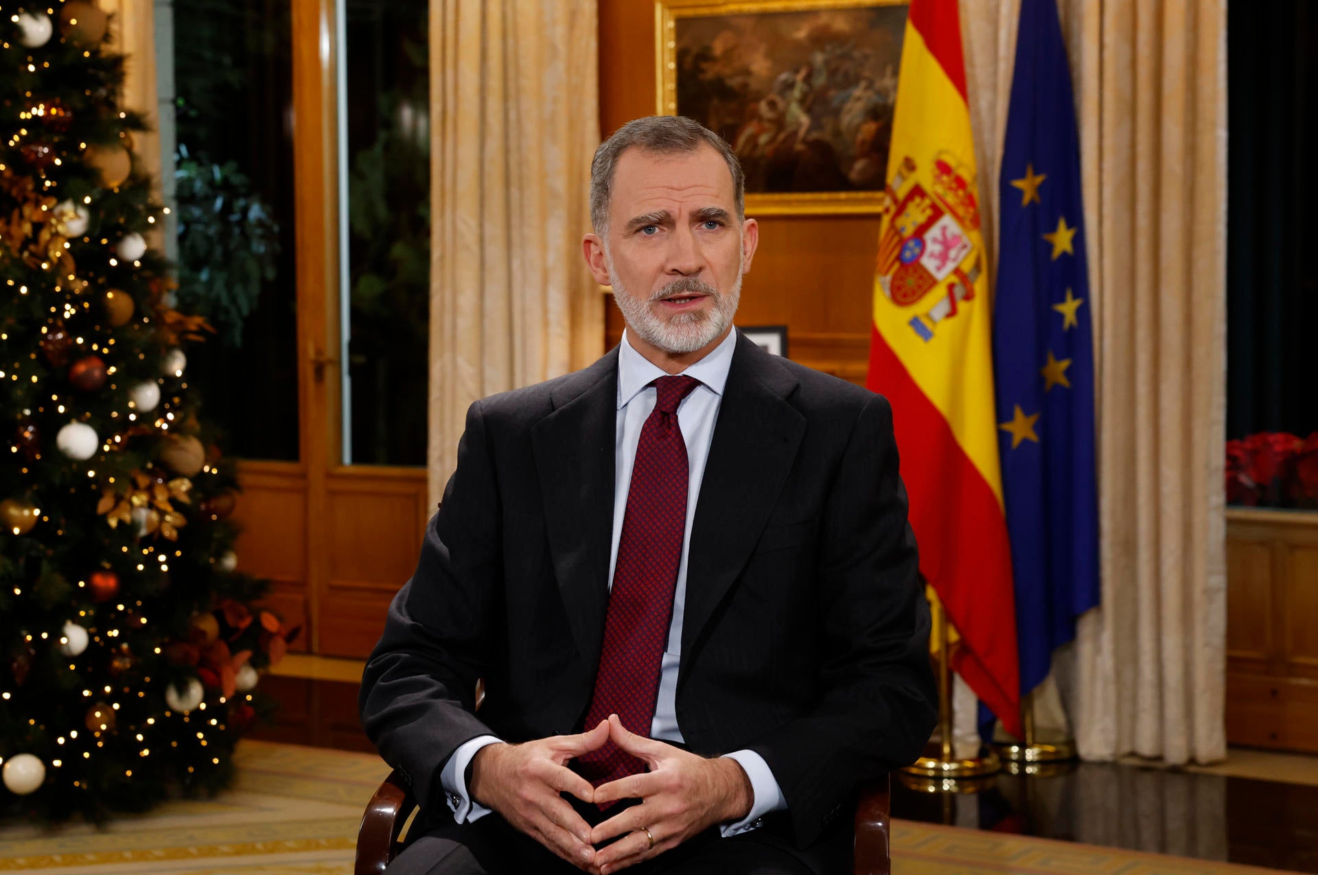 Felipe VI llama a mantener vivo el compromiso con los valores de la Constitución y a fortalecer las instituciones Felipe VI llama a mantener vivo el compromiso con los valores de la Constitución y a fortalecer las instituciones