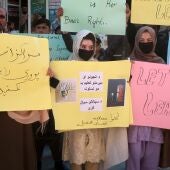 Protestas en Afganistán tras la decisión de los talibanes.