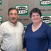 Lino Antonio Pascual, alcalde de Relleu, visita los estudios de Onda Cero Marina Baixa. Lino Antonio Pascual, alcalde de Relleu, visita los estudios de Onda Cero Marina Baixa.