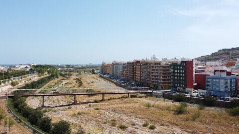 Río Palancia a su paso por el casco histórico de Sagunto