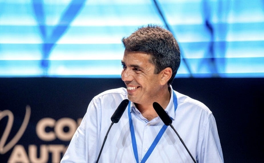 Carlos Mazón: "La unión con Cs para las municipales es un proyecto de brazos abiertos" bajo el paraguas del PP Carlos Mazón: "La unión con Cs para las municipales es un proyecto de brazos abiertos" bajo el paraguas del PP