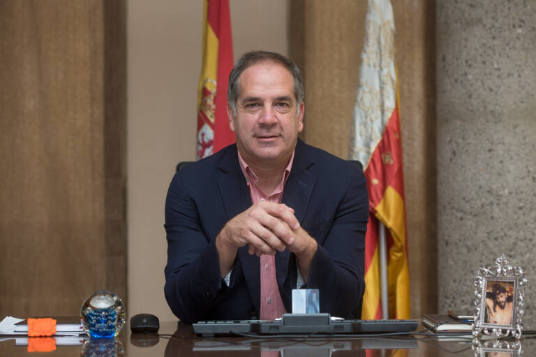 Ciudadanos en Sant Joan d'Alacant rompe con el PSPV-PSOE y acepta la propuesta del Pp para las municipales Ciudadanos en Sant Joan d'Alacant rompe con el PSPV-PSOE y acepta la propuesta del Pp para las municipales