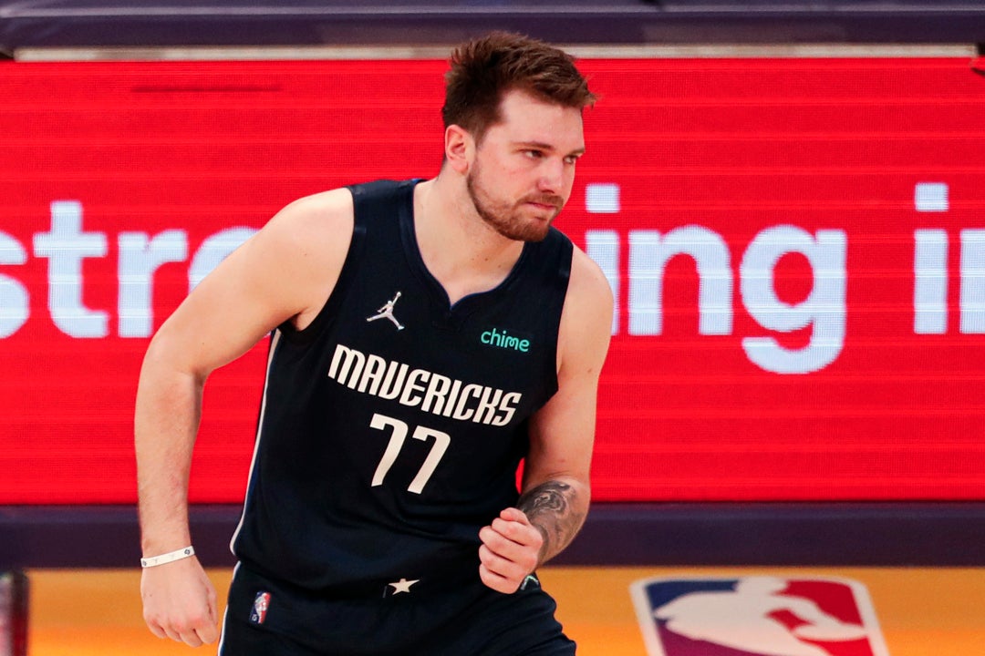 Luka Doncic hace historia en la NBA Luka Doncic hace historia en la NBA