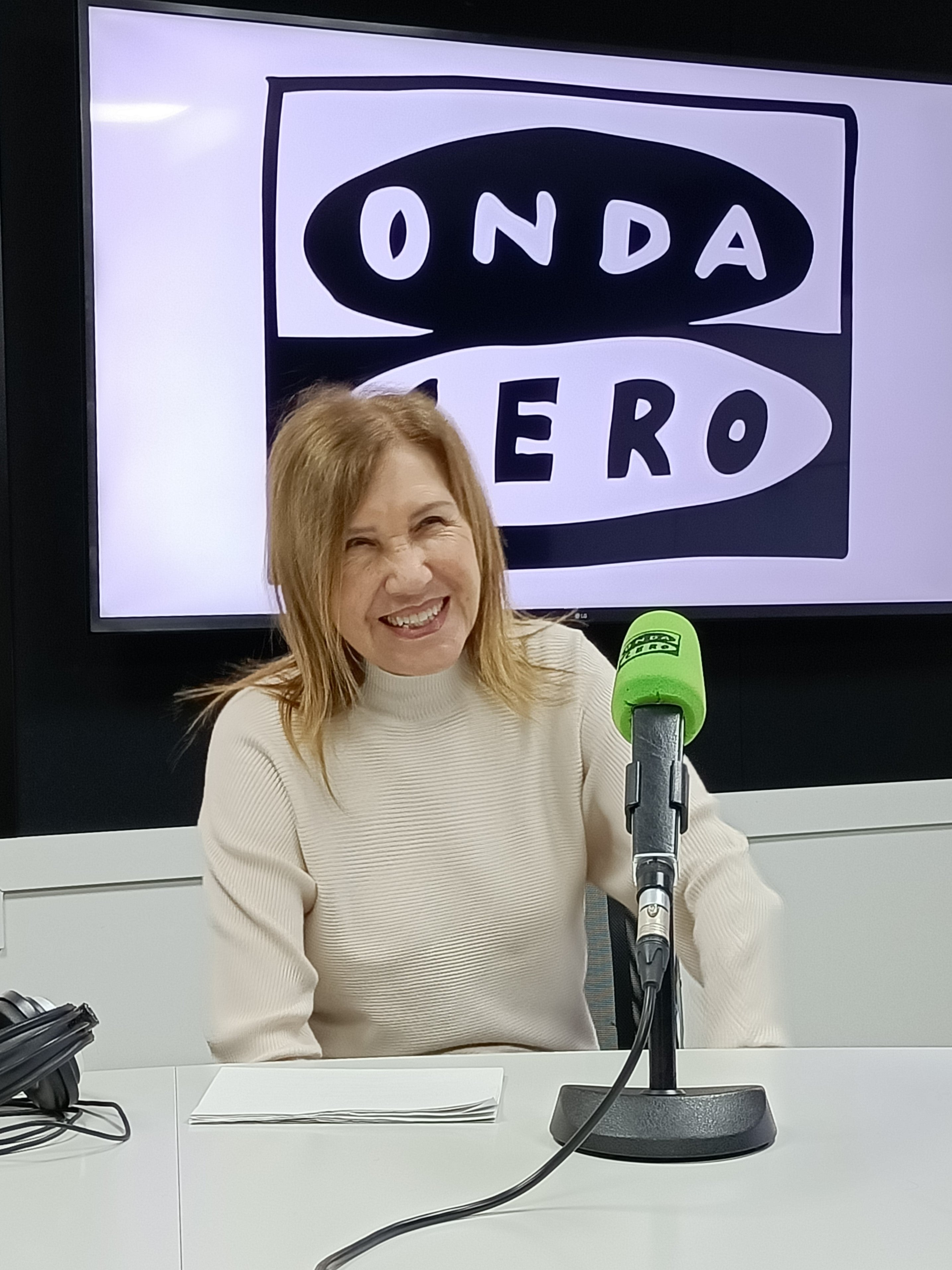 Empresa en femení amb Anna Hernandez Empresa en femení amb Anna Hernandez