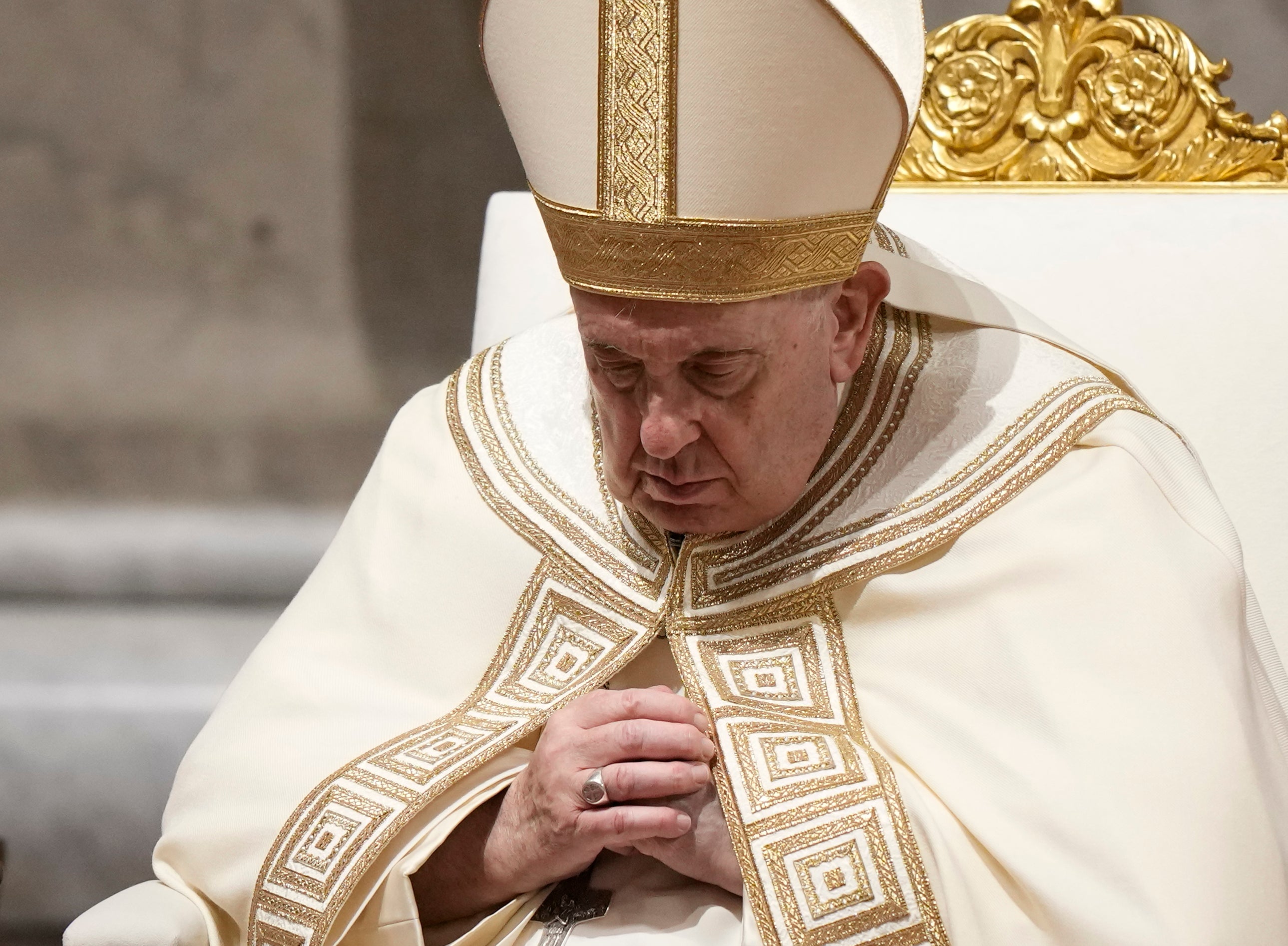El papa Francisco recuerda a Benedicto XVI en la primera misa del año El papa Francisco recuerda a Benedicto XVI en la primera misa del año