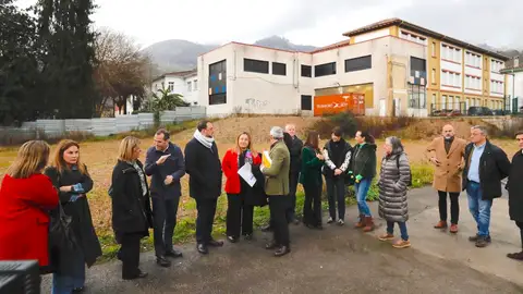 Asistentes a la inauguración de las obras Asistentes a la inauguración de las obras