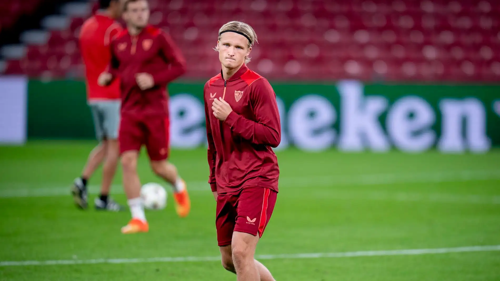 Adiós, Dolberg Adiós, Dolberg