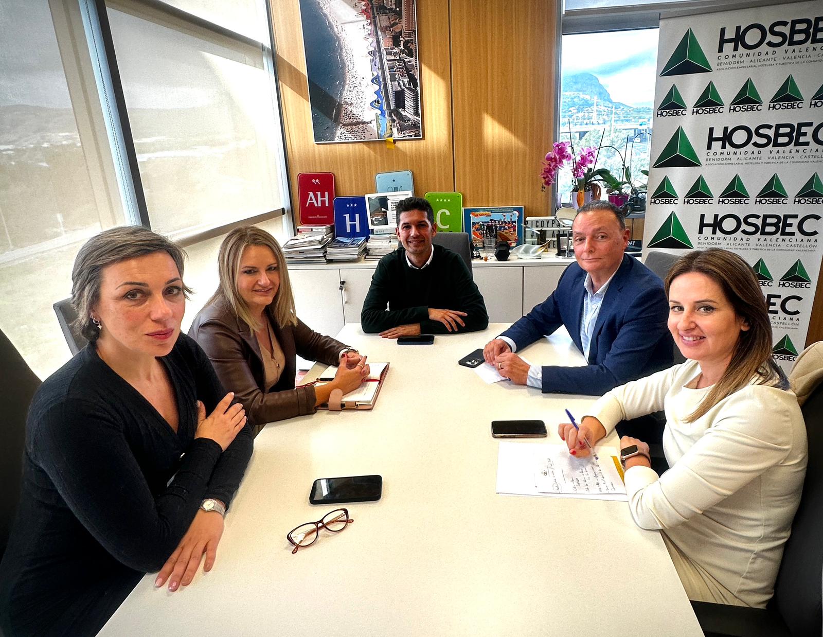 Hosbec y CEV tranzan las líneas estratégicas para el turismo en 2023 Hosbec y CEV tranzan las líneas estratégicas para el turismo en 2023