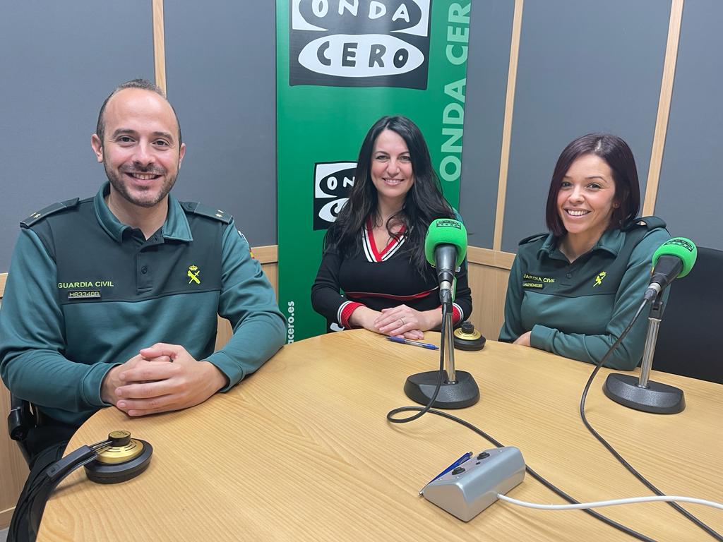 El C.O.S. de la Guardia Civil de Alicante coordina una rápida y eficaz intervención para toda la provincia en caso de emergencia ciudadana El C.O.S. de la Guardia Civil de Alicante coordina una rápida y eficaz intervención para toda la provincia en caso de emergencia ciudadana