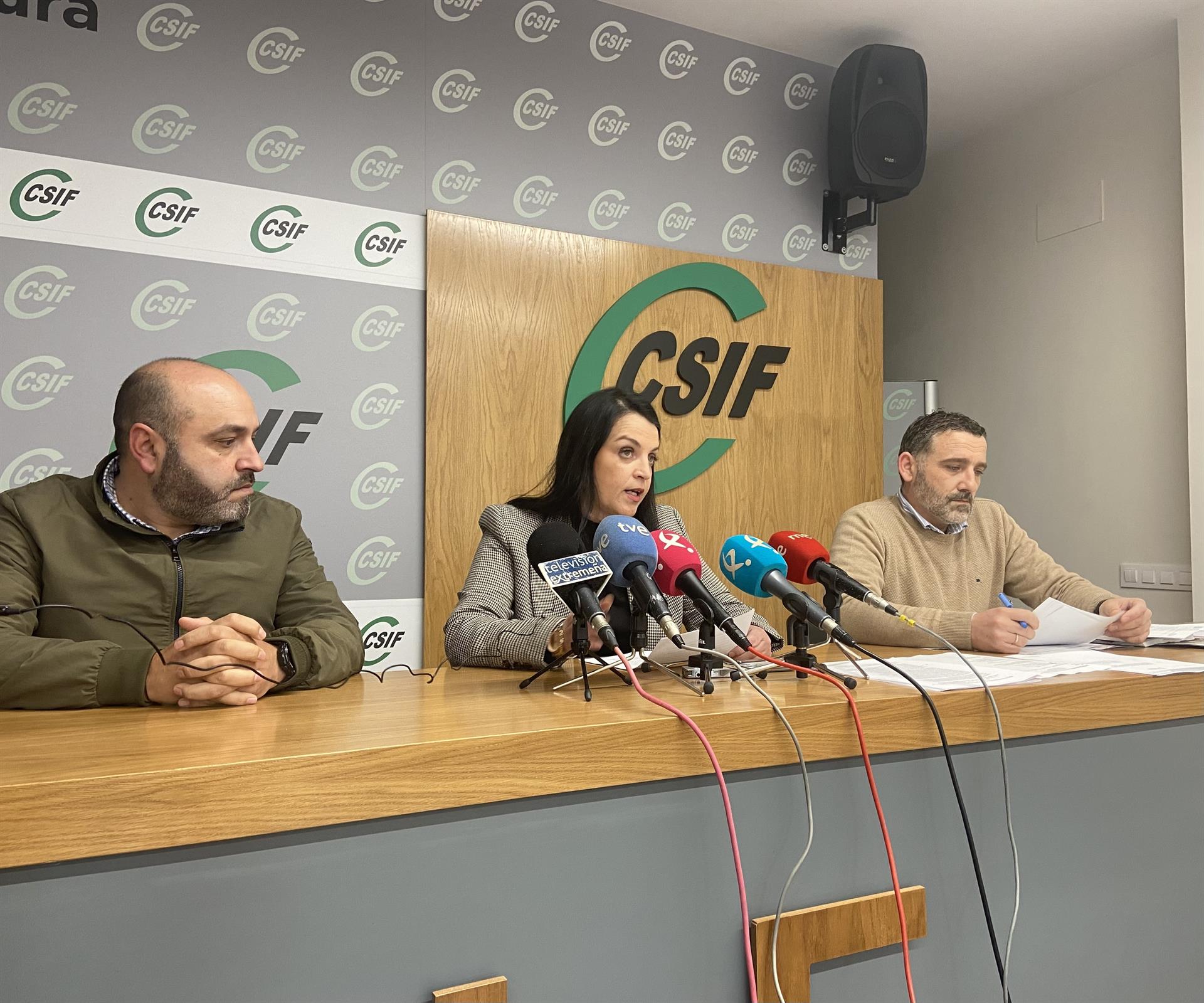 CSIF denuncia las irregularidades en el cumplimiento de la normativa laboral en el trasporte sanitario CSIF denuncia las irregularidades en el cumplimiento de la normativa laboral en el trasporte sanitario