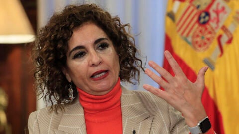 La Eurocámara se reunirá con Montero y Calviño para analizar dónde se están destinando los fondos europeos