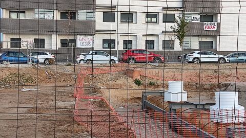 El Ayuntamiento de Torrej&oacute;n de Ardoz comunica a los vecinos de la calle Martin Luther King que la instalaci&oacute;n de la gasolinera junto a sus viviendas es inevitable