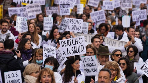 Difícil situación de la Sanidad: las huelgas de médicos se mantiene