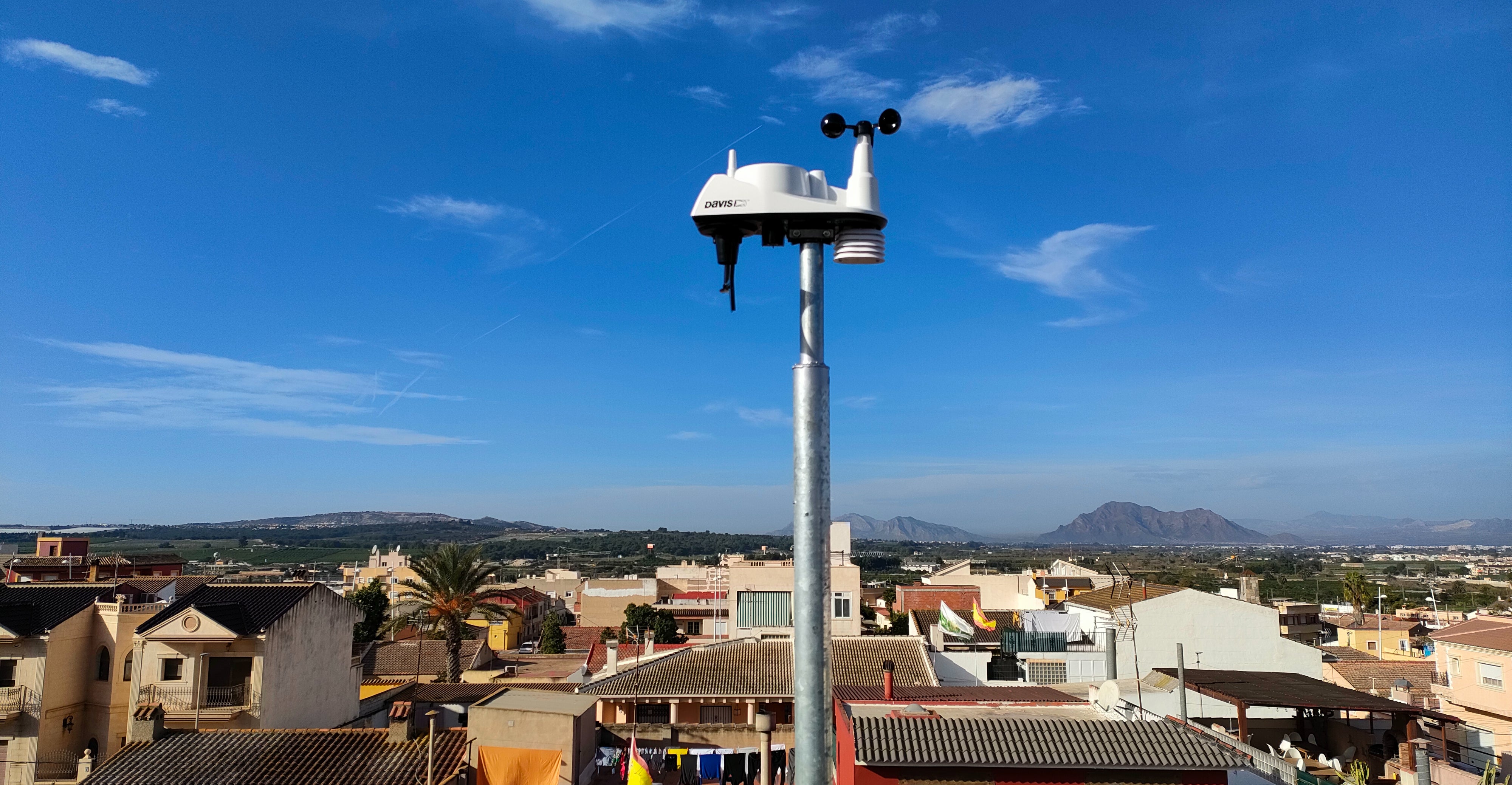 Benijófar ya cuenta con una estación meteorológica profesional Benijófar ya cuenta con una estación meteorológica profesional