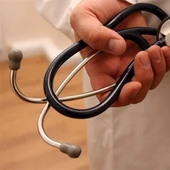 Archivo - Imagen de archivo de un médico. Archivo - Imagen de archivo de un médico.