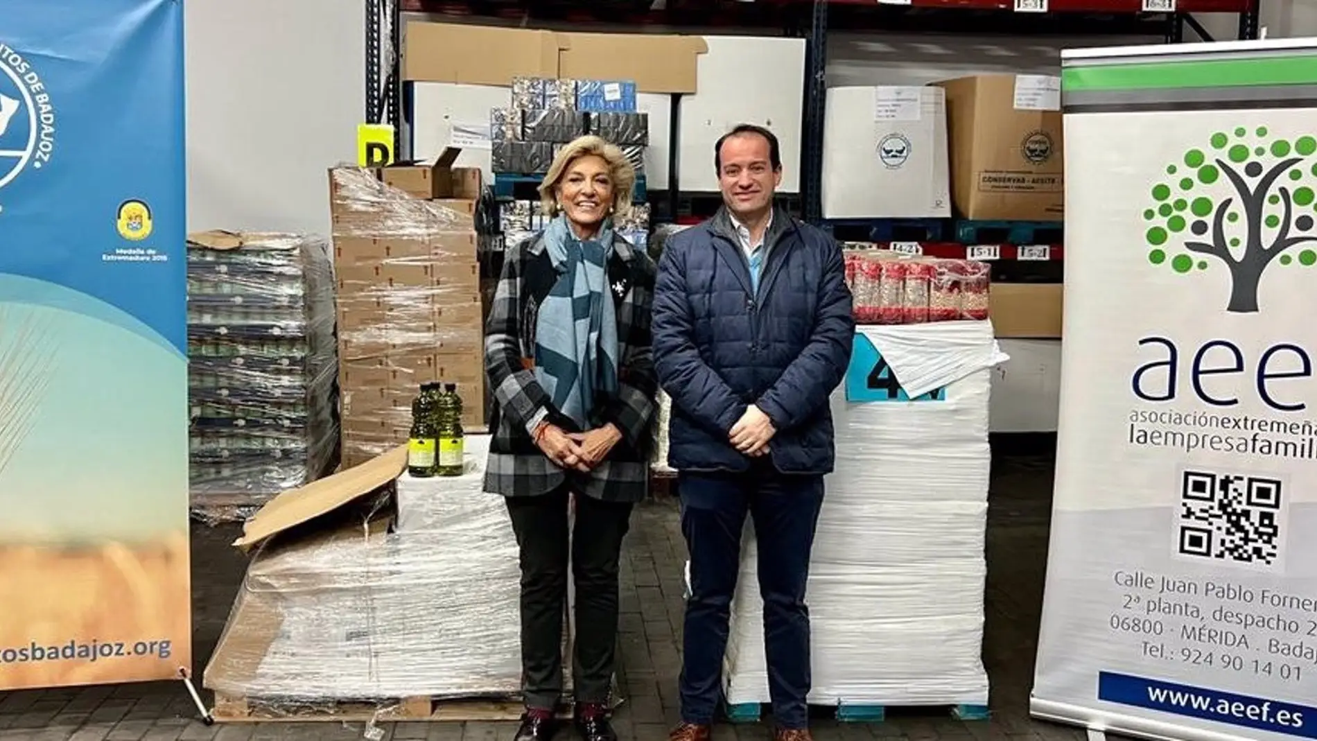 La Asociación Extremeña de la Empresa Familiar dona productos al Bancos de Alimentos de Badajoz