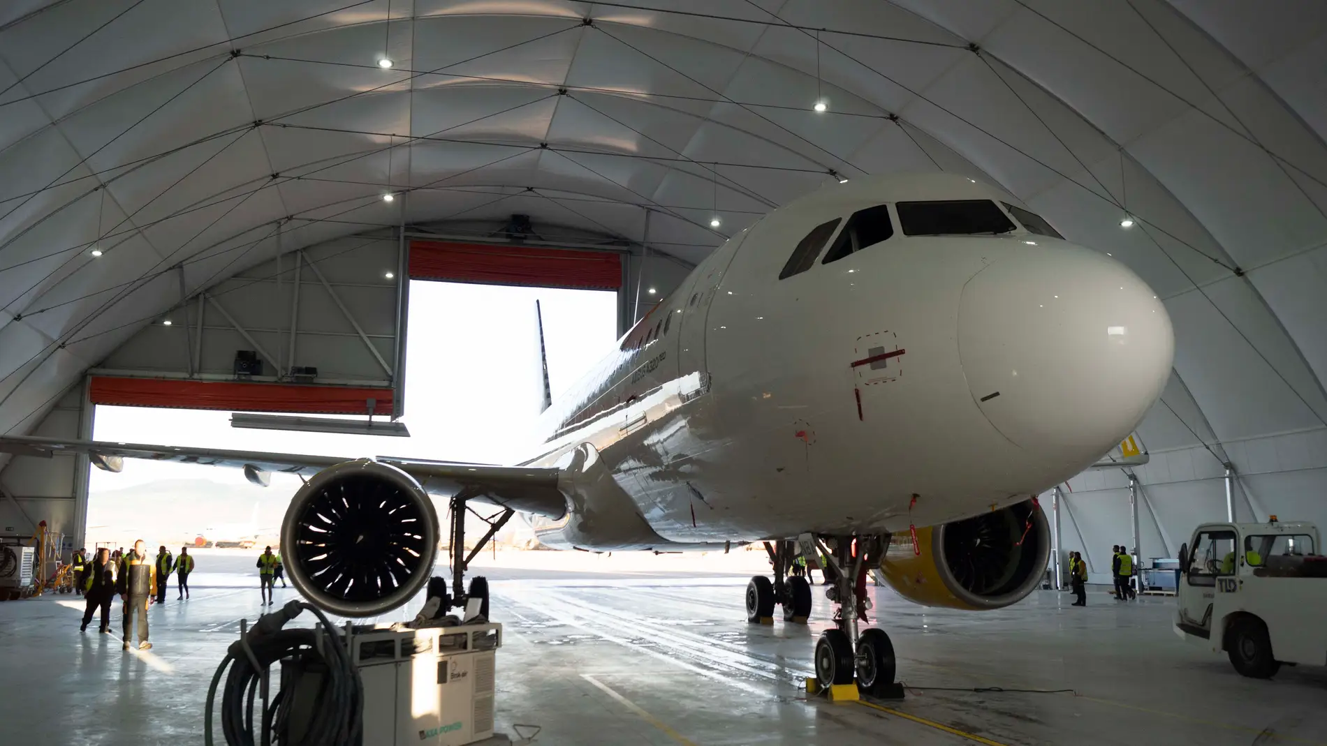 El Aeropuerto de Castellón pone en marcha un nuevo hangar de mantenimiento de aviones