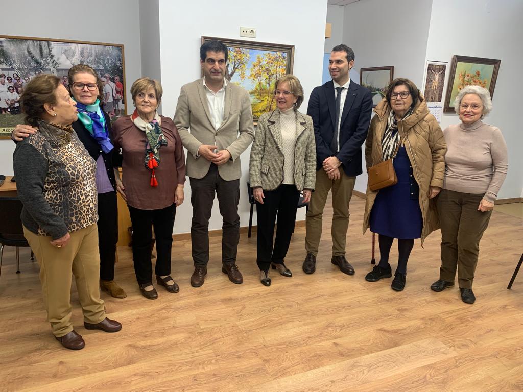 Gabriel Alén destaca a labor da asociación Maria Andrea Gabriel Alén destaca a labor da asociación Maria Andrea