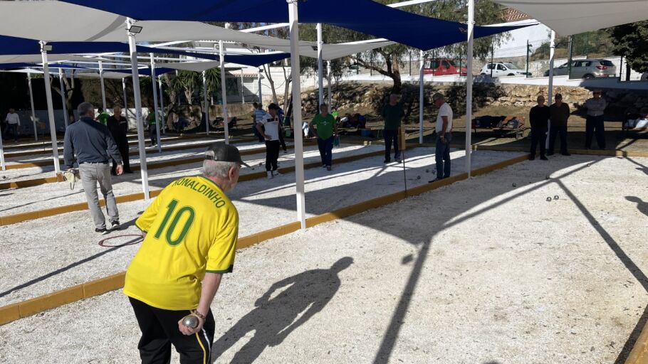 Campeonato internacional de petanca en la pista de Las Chapas
