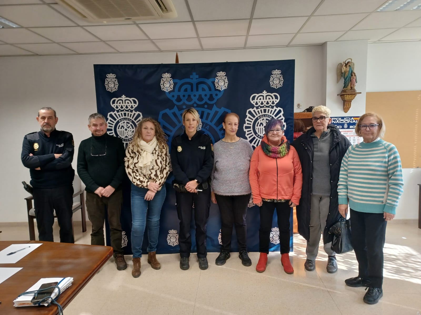 Los vecinos reclaman más presencia policial Los vecinos reclaman más presencia policial