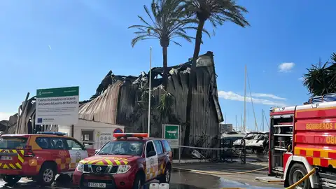 BOMBEROS BOMBEROS