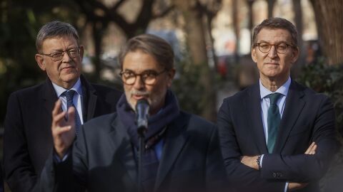 Ximo Puig, Pablo Broseta y Alberto Núñez Feijóo, en el homenaje anual a Manuel Broseta -