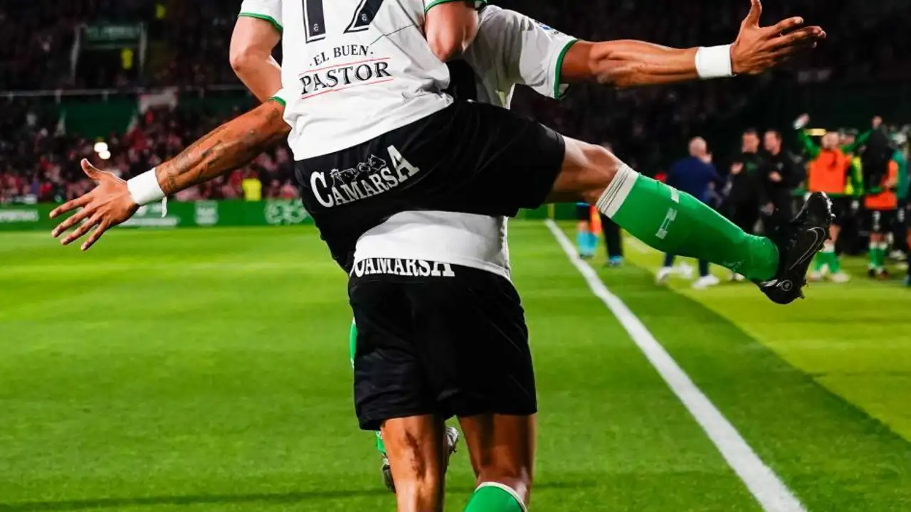Racing 2 - Sporting 0 Racing 2 - Sporting 0