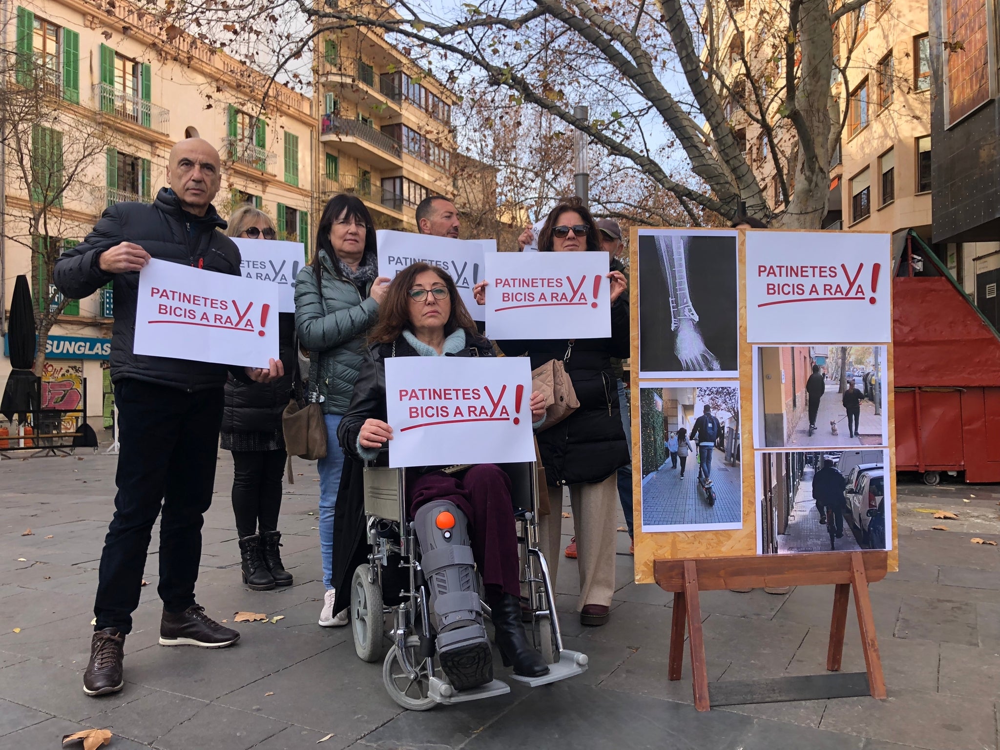 Un grupo de ciudadanos de Palma lanza una campaña para erradicar los atropellos cometidos por patinetes y bicicletas en la ciudad Un grupo de ciudadanos de Palma lanza una campaña para erradicar los atropellos cometidos por patinetes y bicicletas en la ciudad