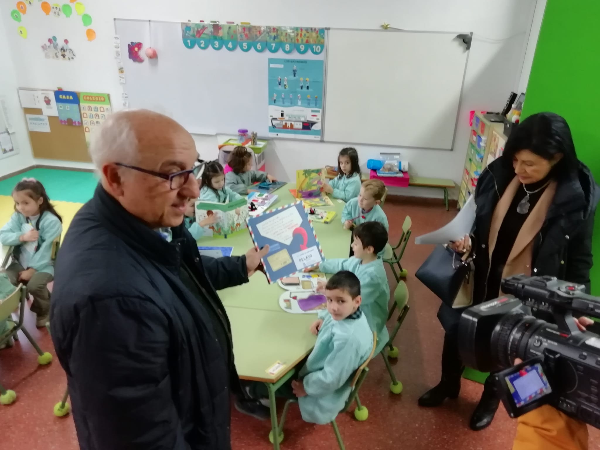 Salvador Méndez asegura que "es inviable" para ellos formar un centro concertado como les piden. Salvador Méndez asegura que "es inviable" para ellos formar un centro concertado como les piden.