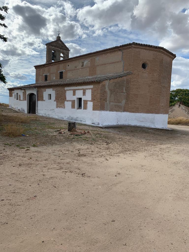 De "urbanita total" a vivir sola en un pueblo: la nueva vida de Beatriz en una aldea de Jaén De "urbanita total" a vivir sola en un pueblo: la nueva vida de Beatriz en una aldea de Jaén