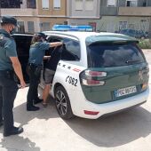 Detienen al autor de robos en máquinas expendedoras en Alberic, Catadau y LLombai