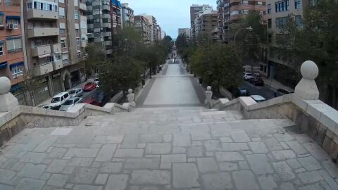 La Avenida General Marv&aacute; de Alicante cortada parcialmente al tr&aacute;fico por el comienzo de las obras de saneamiento de Aguas de Alicante