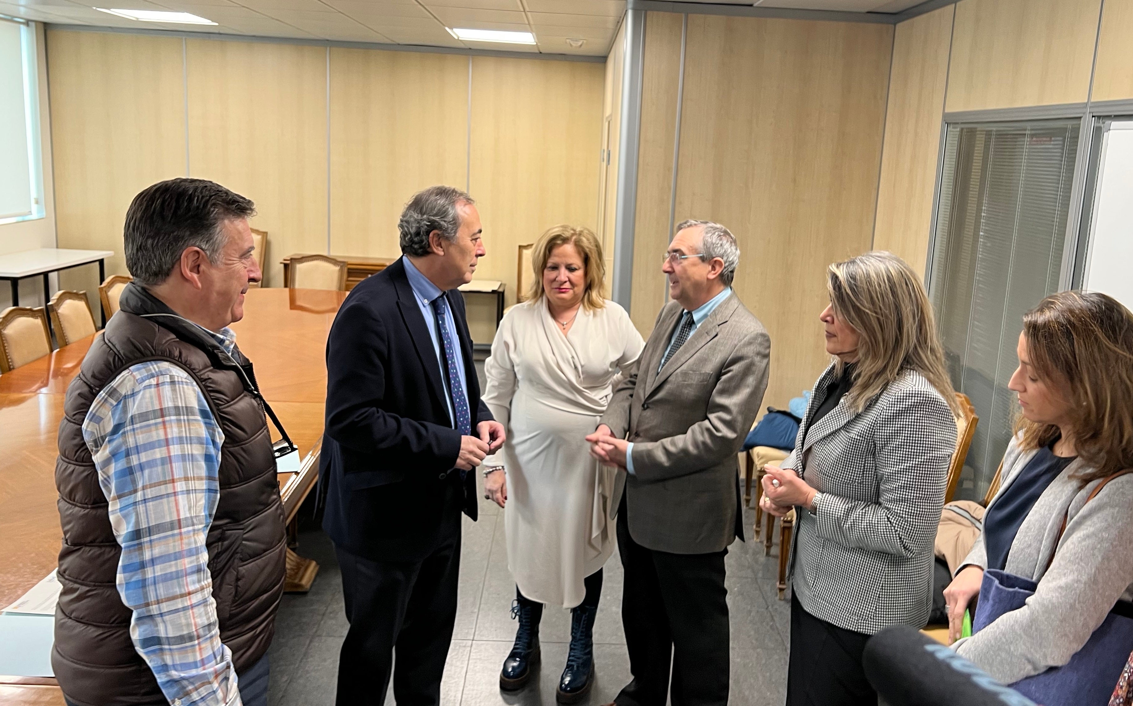 Sindicatos y Sanidad firman un preacuerdo en Atención Primaria Sindicatos y Sanidad firman un preacuerdo en Atención Primaria