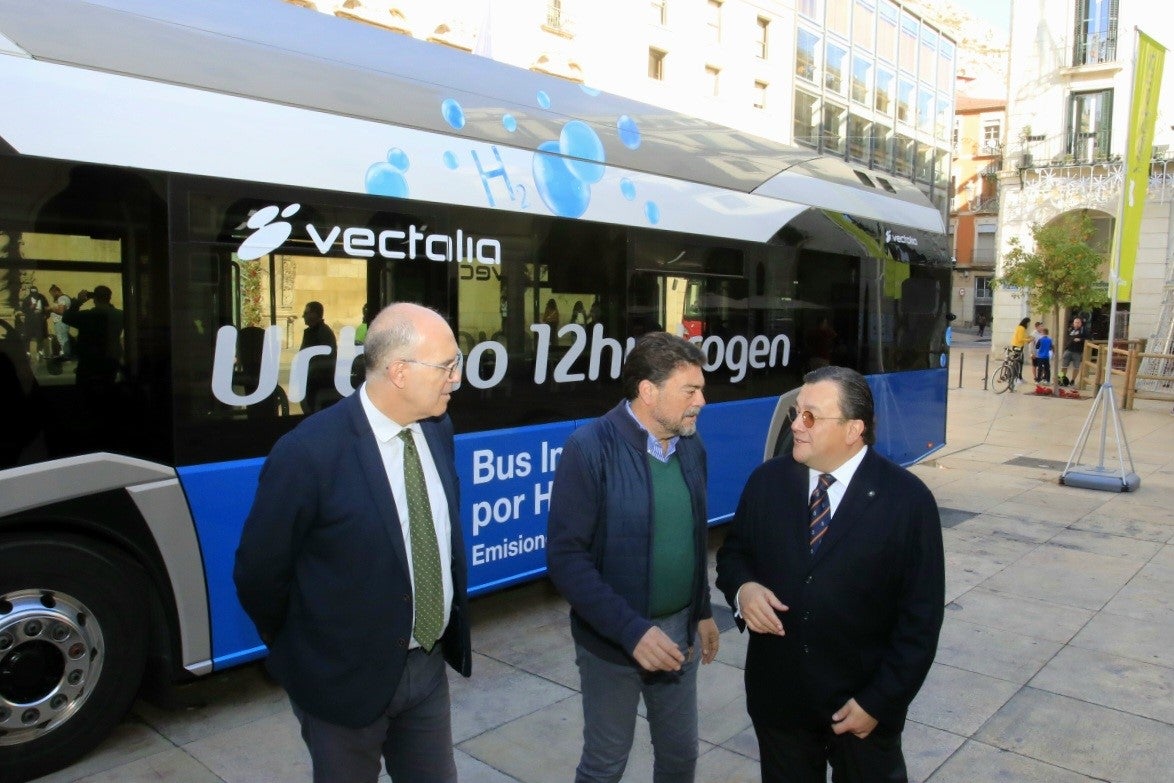 15 millones de usuarios del autobús urbano de Alicante en 2022 con un incremento del 23% 15 millones de usuarios del autobús urbano de Alicante en 2022 con un incremento del 23%