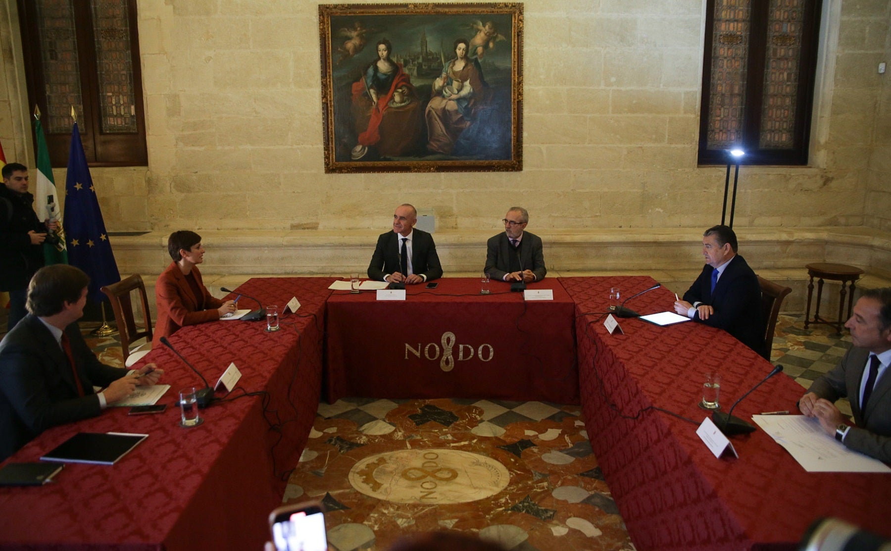 La Universidad de Sevilla elaborará el informe sobre la ley de capitalidad La Universidad de Sevilla elaborará el informe sobre la ley de capitalidad