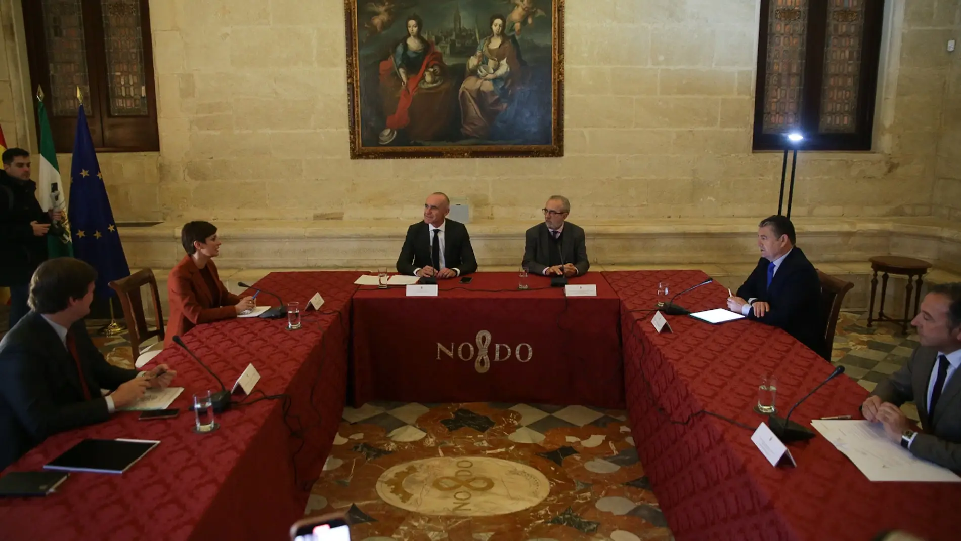 La Universidad de Sevilla elaborará informa sobre la ley de capitalidad