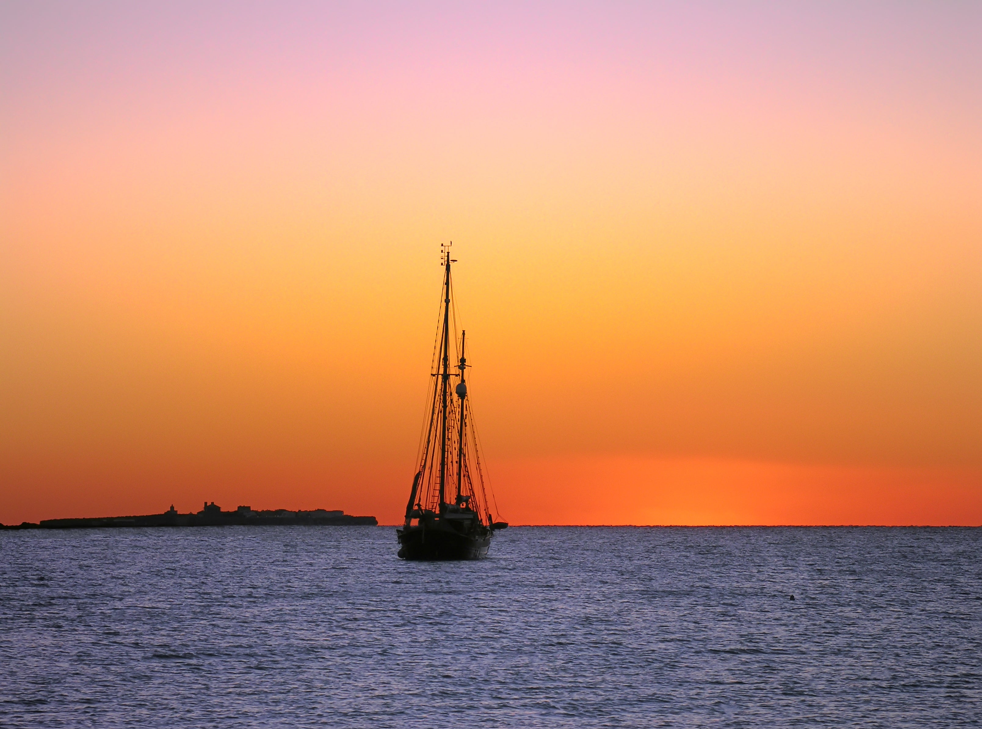 Una de las imágenes que Santa Pola ha mostrado en FITUR Una de las imágenes que Santa Pola ha mostrado en FITUR