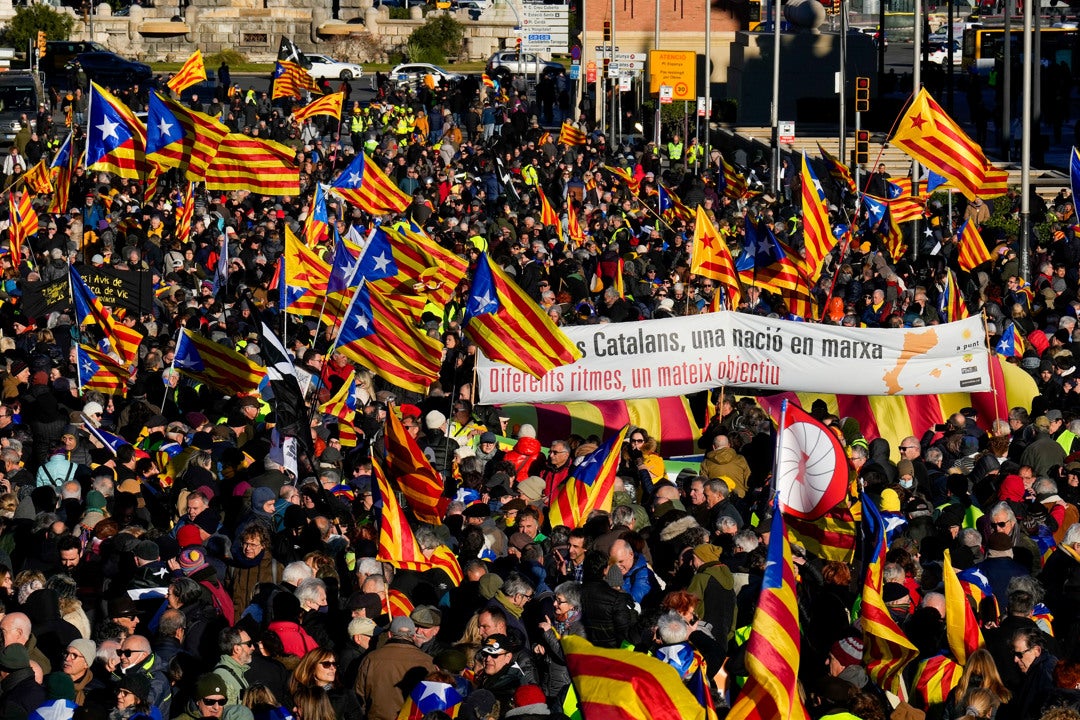 Una encuesta revela que el 52% de los catalanes se declaran en contra de la independencia Una encuesta revela que el 52% de los catalanes se declaran en contra de la independencia