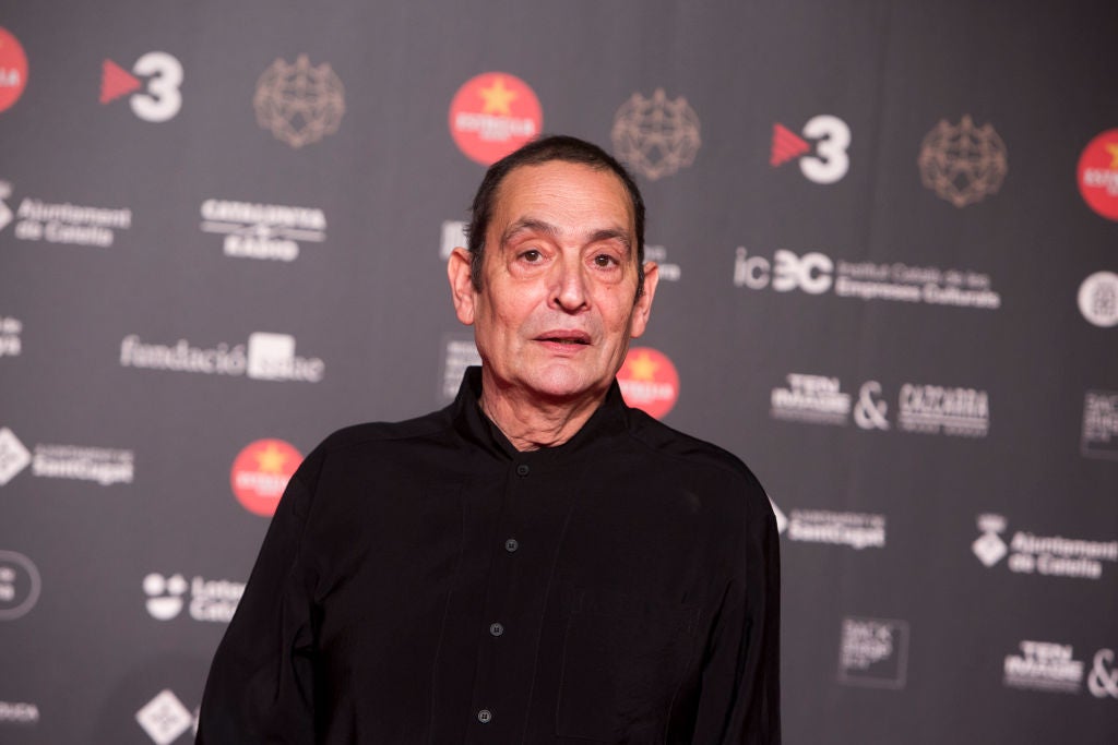 Muere a los 69 años el cineasta Agustí Villaronga, director de 'Pa negre' Muere a los 69 años el cineasta Agustí Villaronga, director de 'Pa negre'