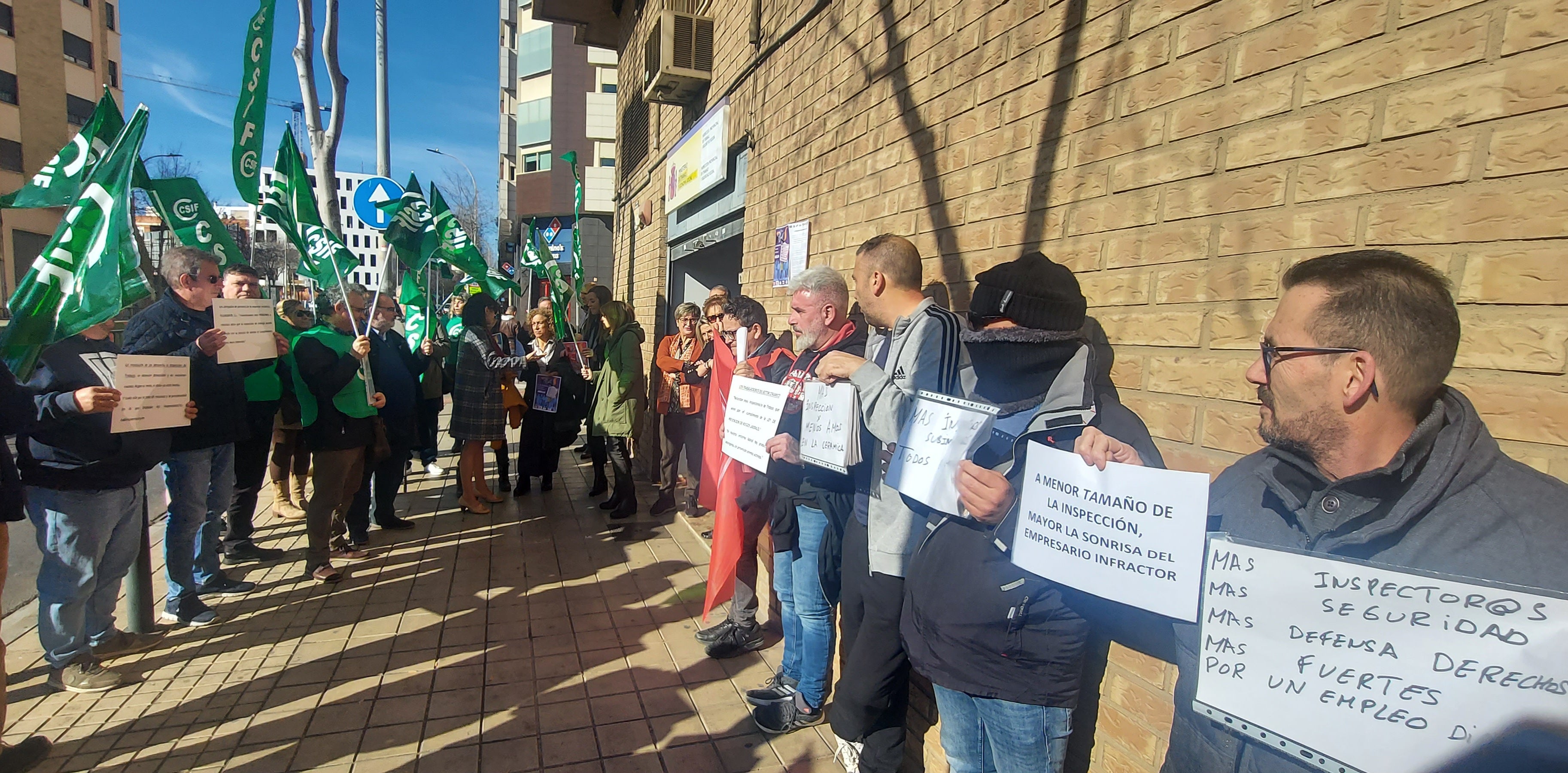 Los sindicatos inician movilizaciones para reclamar que se refuercen las plantillas de la Inspección de Trabajo Los sindicatos inician movilizaciones para reclamar que se refuercen las plantillas de la Inspección de Trabajo