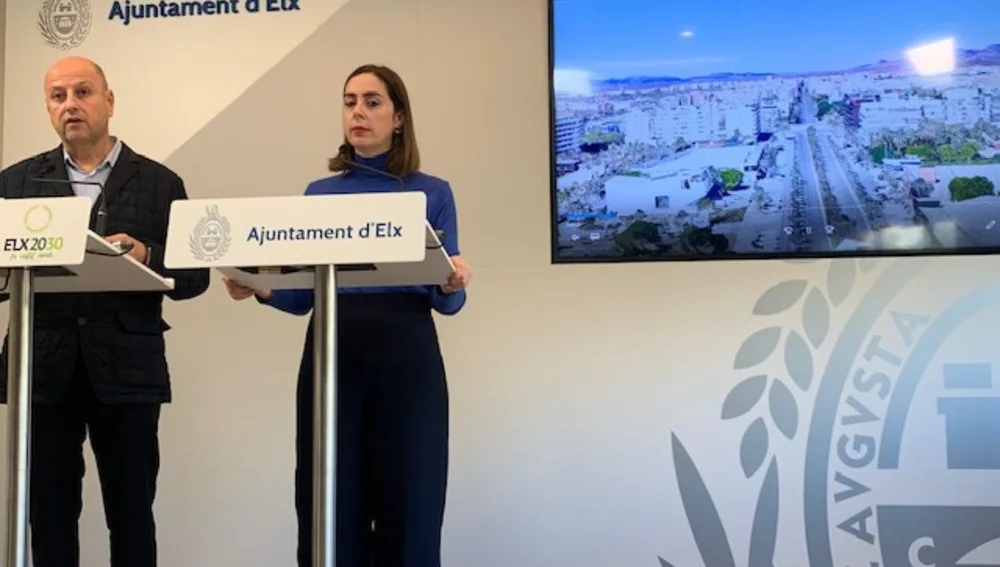 Esther Díez durante la presentación de la nueva línea M de Elche