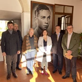 El Premio Nobel Roald Hoffmann visita Orihuela y firma en su Libro de Honores El Premio Nobel Roald Hoffmann visita Orihuela y firma en su Libro de Honores
